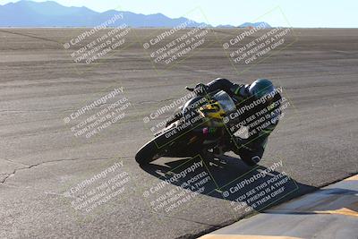 media/Dec-06-2024-CVMA Friday Practice (Fri) [[e1d1c5d4fc]]/4-Group 4 and Trackday/Session 5 (Bowl)/